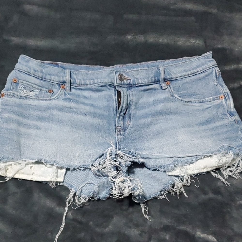 American Eagle Outfitters Light Blue Distressed Denim Cutoff Shorts